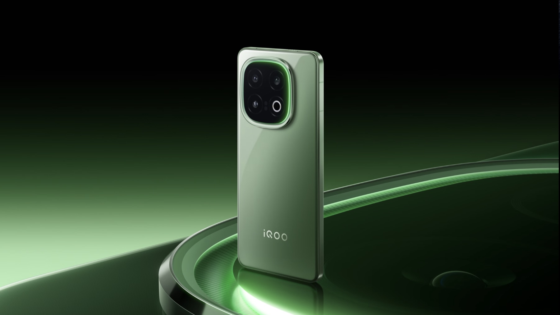 iQOO 13 グリーン 256GB 16GB RAM Đây là bằng chứng cho thấy iQOO 13 sắp ra mắt thị trường quốc tế